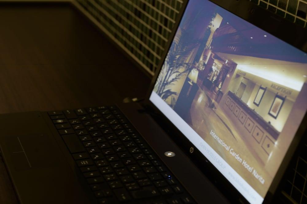เดอะ บี อากาซุกะ-มิตสึเกะ Hotel โตเกียว ภายนอก รูปภาพ